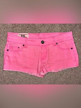 1st Kiss Junior’s Pink Raw Hem Jean Shorts